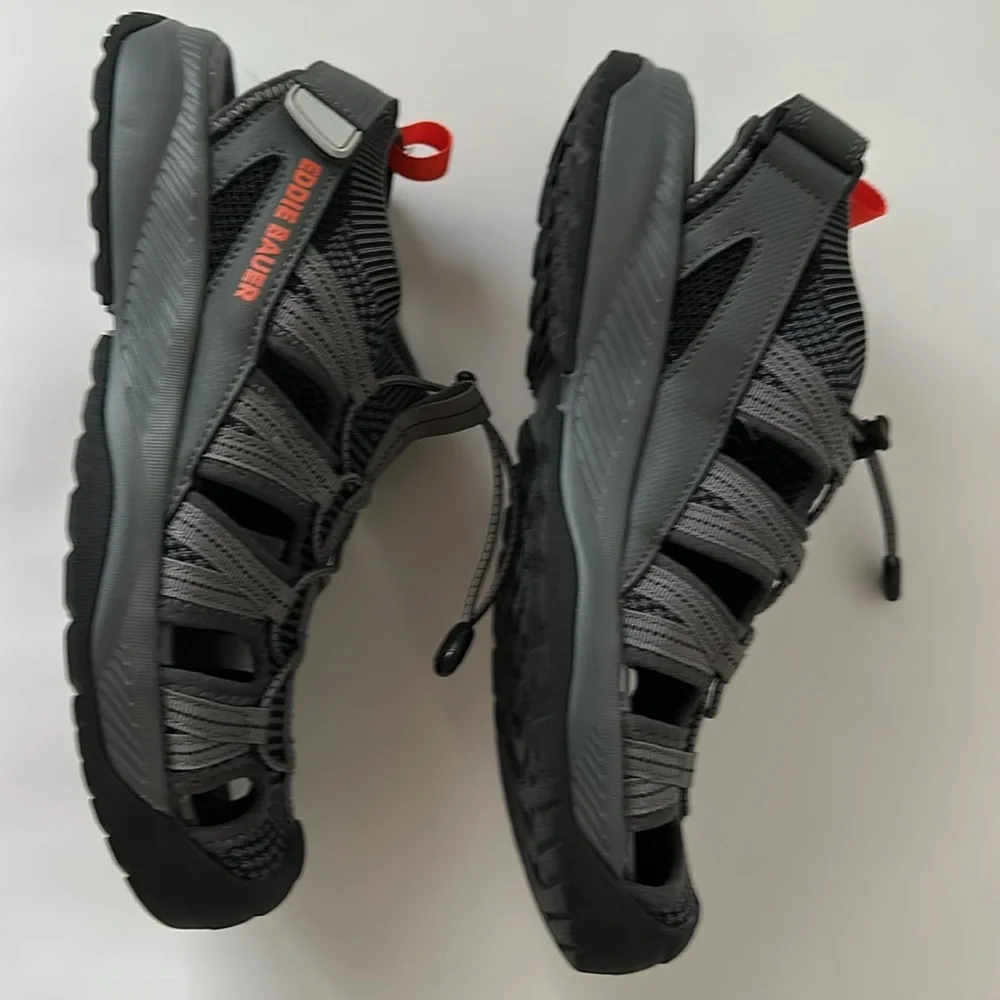 Eddie Bauer Men’s Gray and Black Water Shoes Size 9M